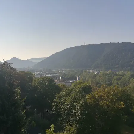 Ferienwohnung Am Weinberg *